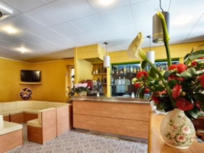 Hotel Guya Варацце Екстер'єр фото